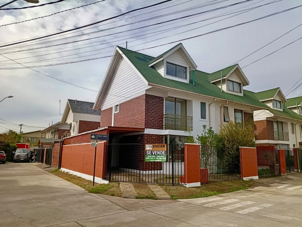 Capellán Florencio Infante 2755, Casa 12